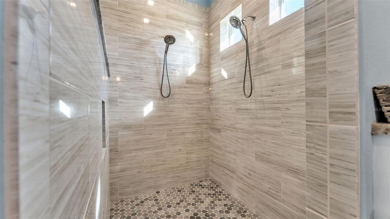 Image 32 of 74 For 6527 Emerald Woods Lane