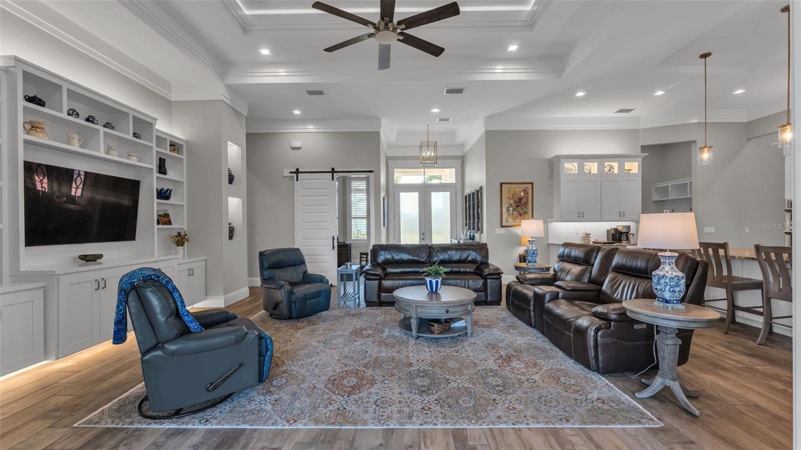 Image 7 of 74 For 6527 Emerald Woods Lane