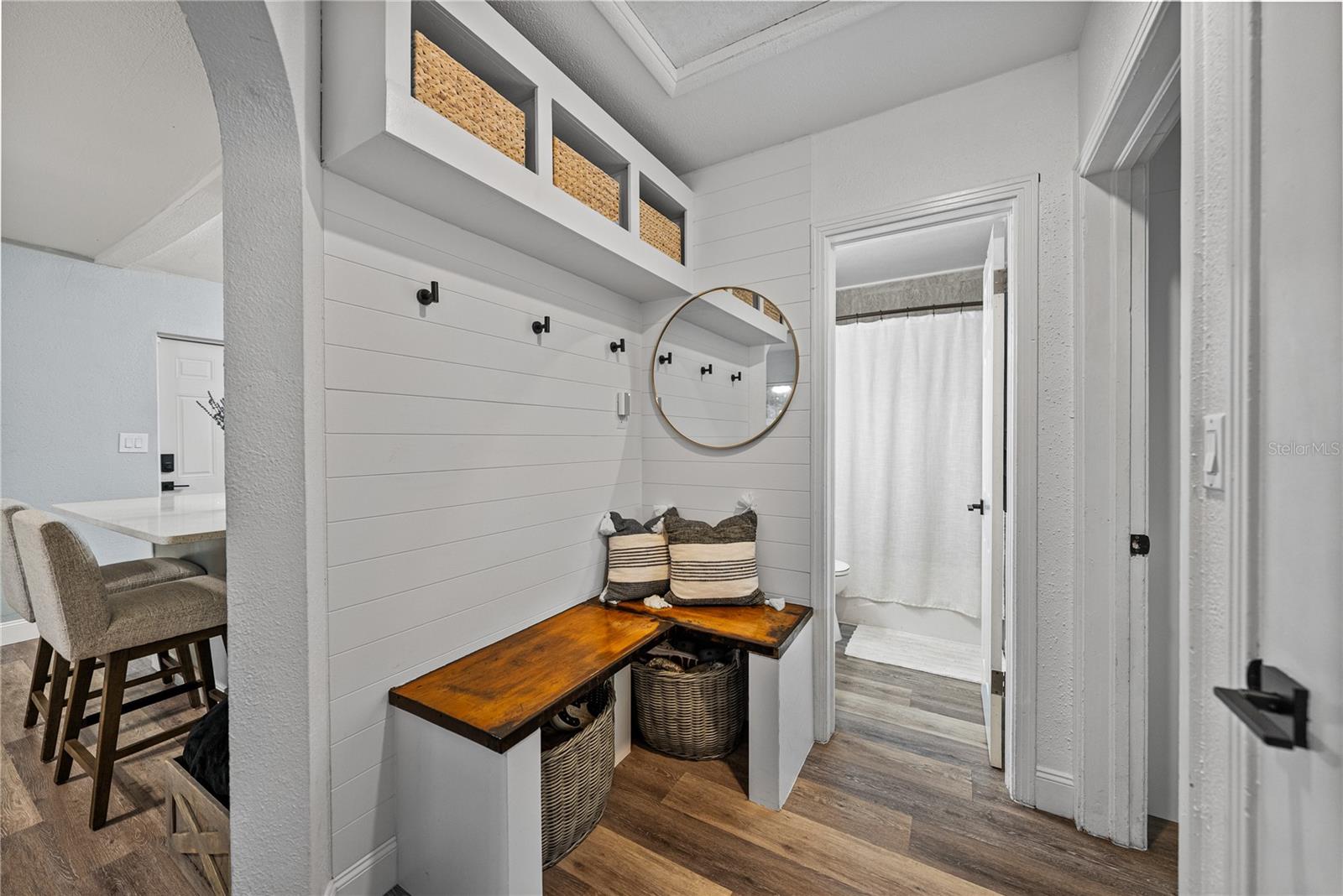 Image 20 of 53 For 527 Pilaklakaha Avenue