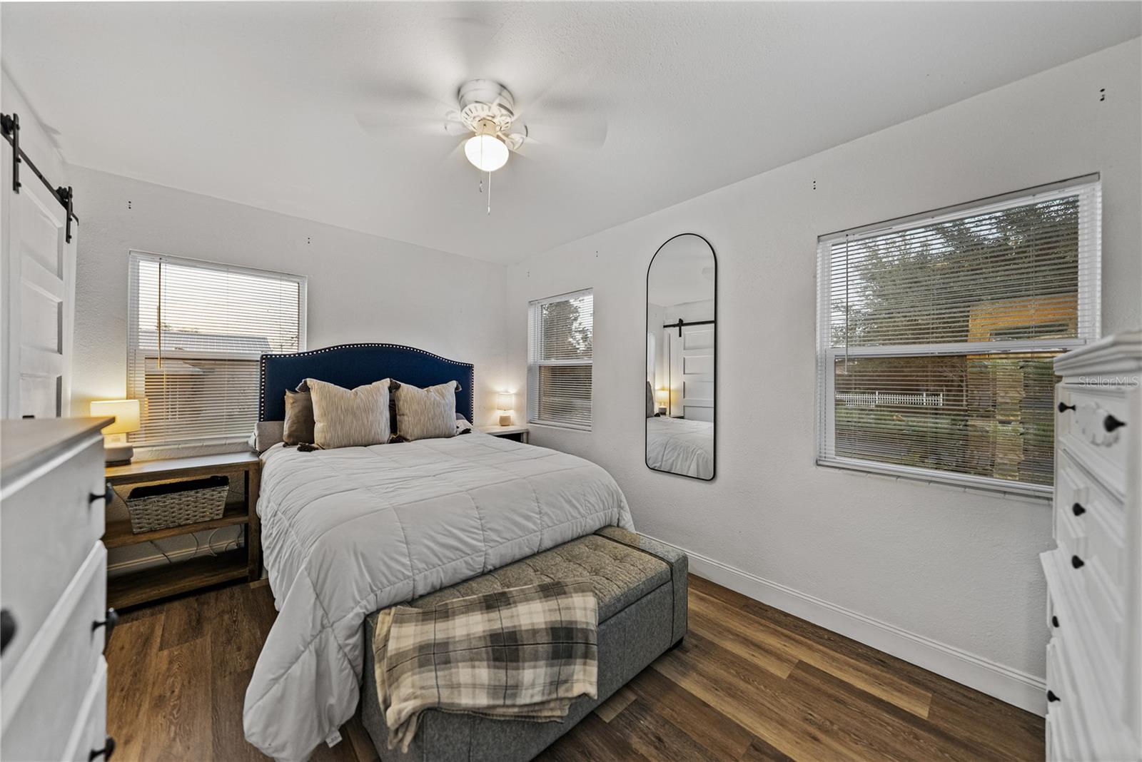 Image 23 of 53 For 527 Pilaklakaha Avenue