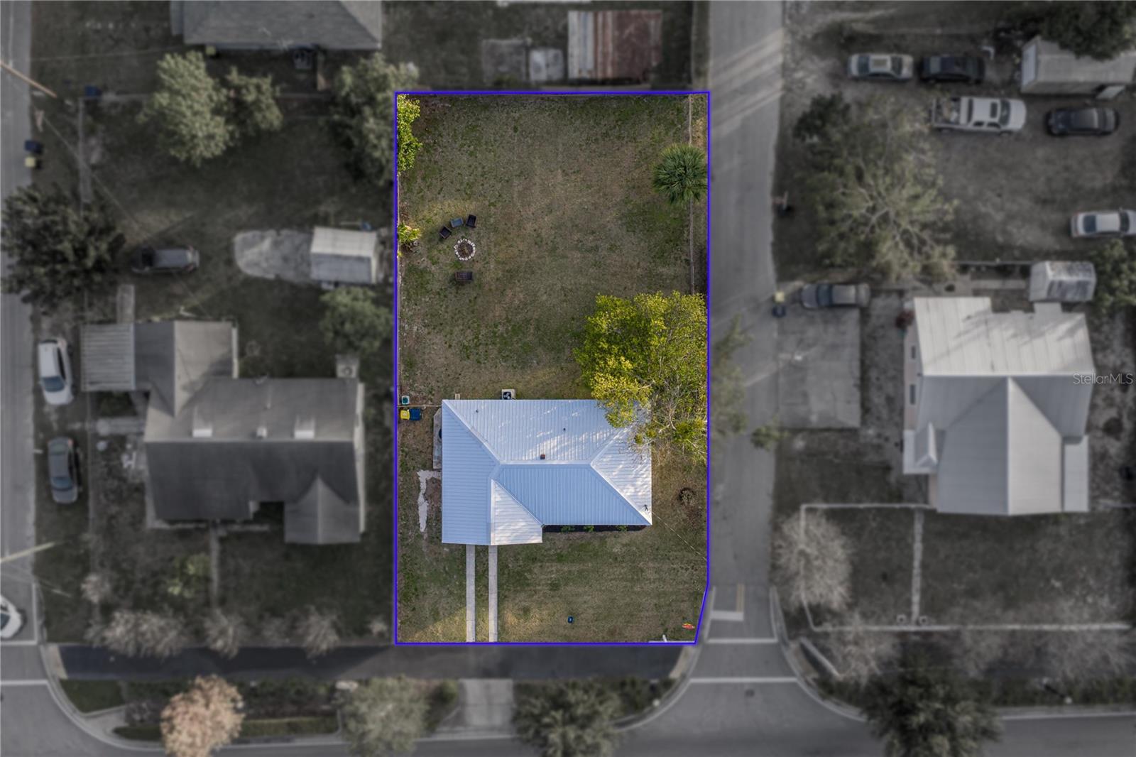 Image 33 of 53 For 527 Pilaklakaha Avenue