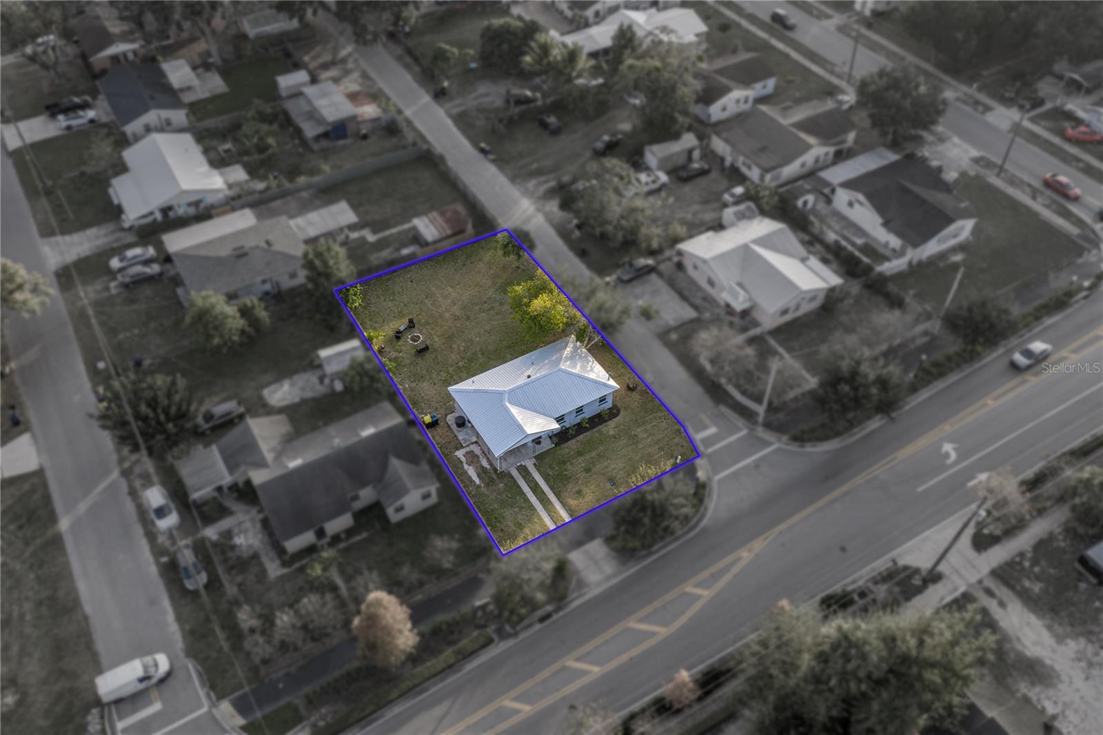 Image 34 of 53 For 527 Pilaklakaha Avenue