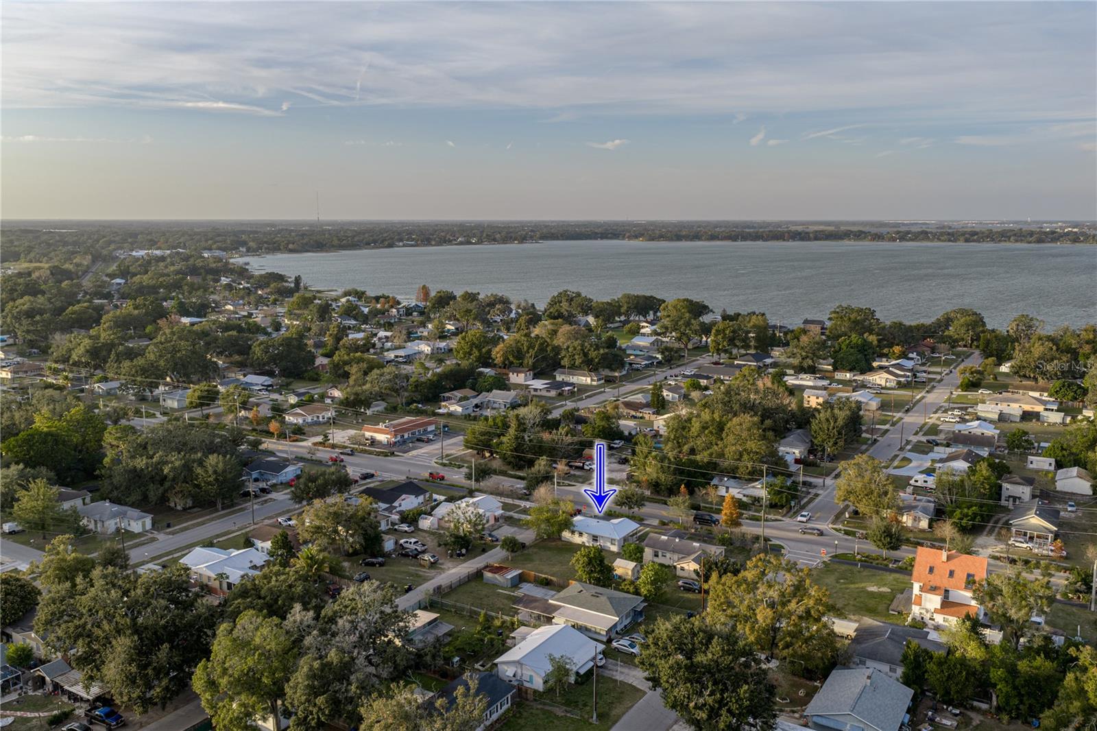 Image 43 of 53 For 527 Pilaklakaha Avenue