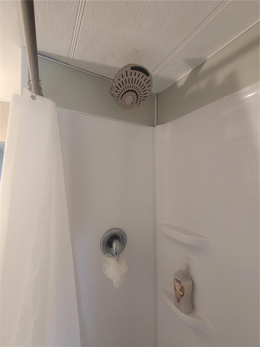 Image 20 of 39 For 1523 Dogwood Drive