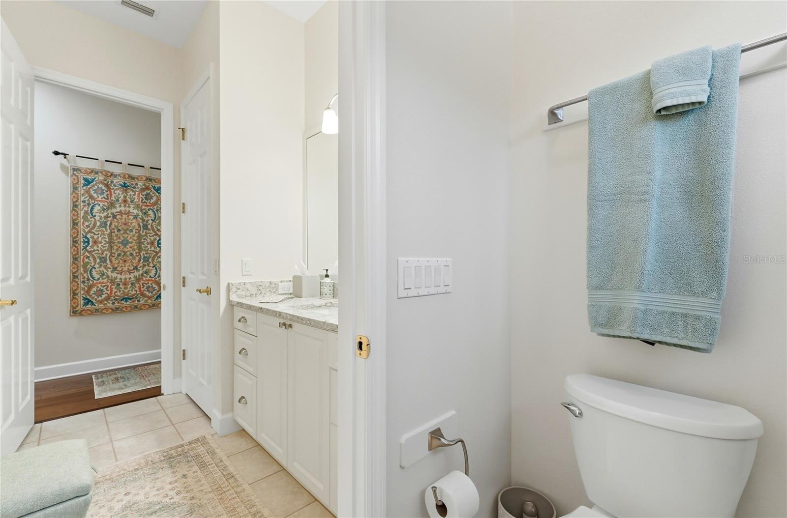 Image 31 of 47 For 106 Jardin Lane