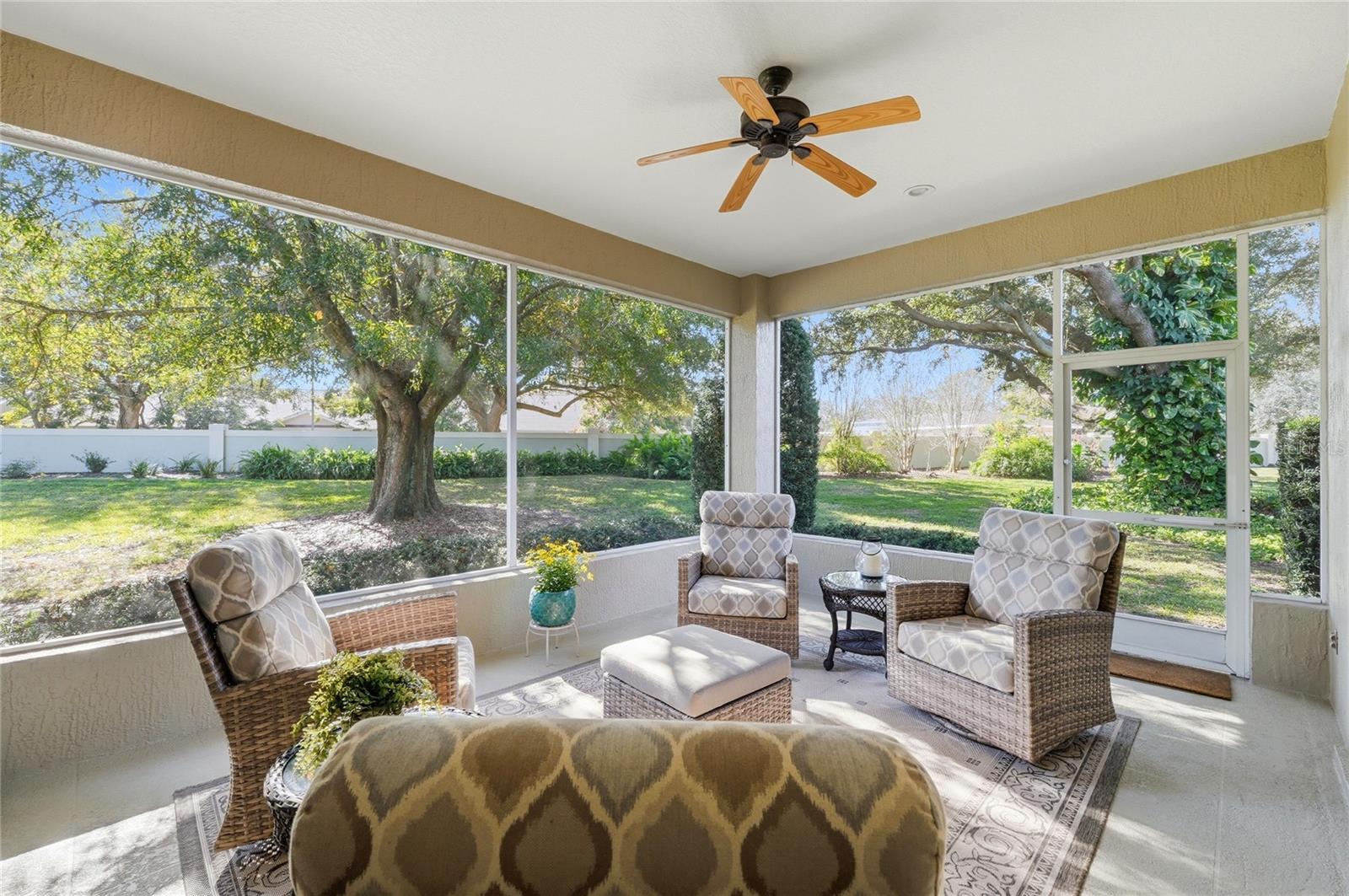 Image 39 of 47 For 106 Jardin Lane