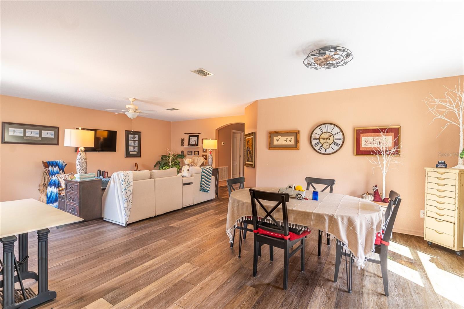 Image 5 of 28 For 414 Miles Boulevard