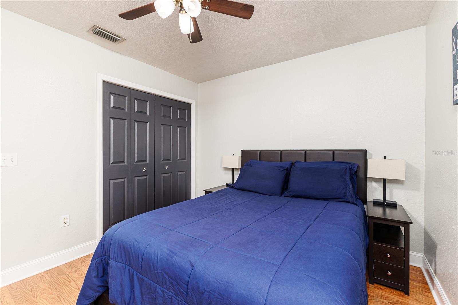 Image 21 of 26 For 2806 Timbercrest Place