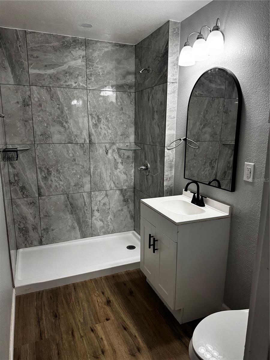 Image 11 of 21 For 409 Fern Road