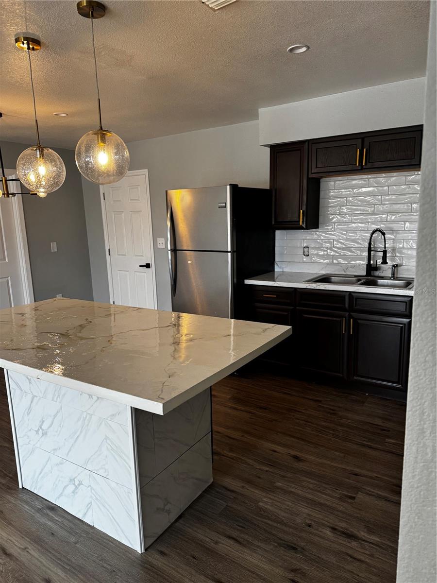 Image 19 of 21 For 409 Fern Road