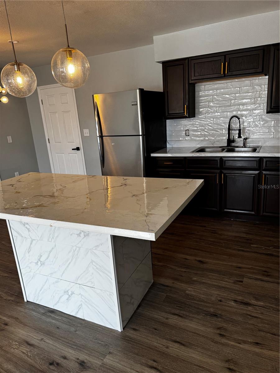 Image 21 of 21 For 409 Fern Road