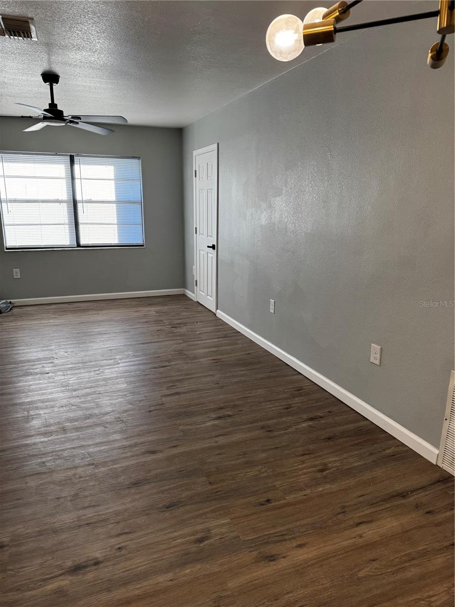 Image 9 of 21 For 409 Fern Road