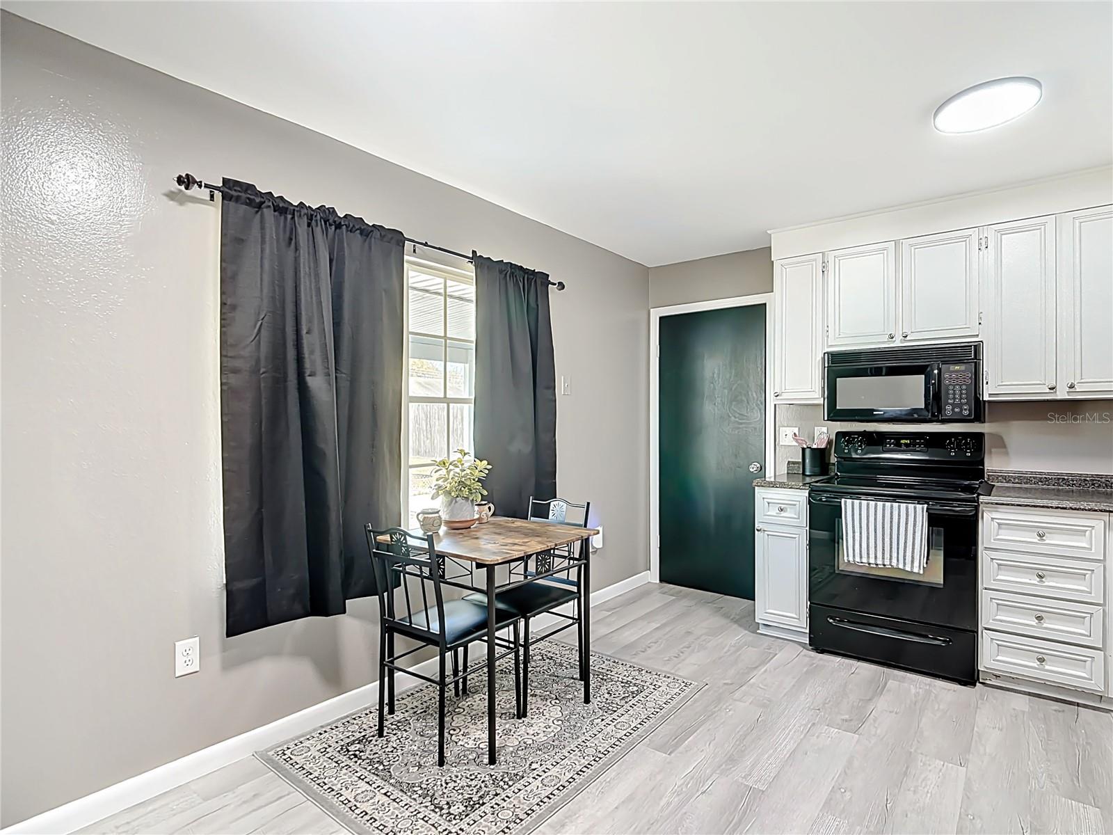 Image 16 of 48 For 2910 Jim Johnson Road