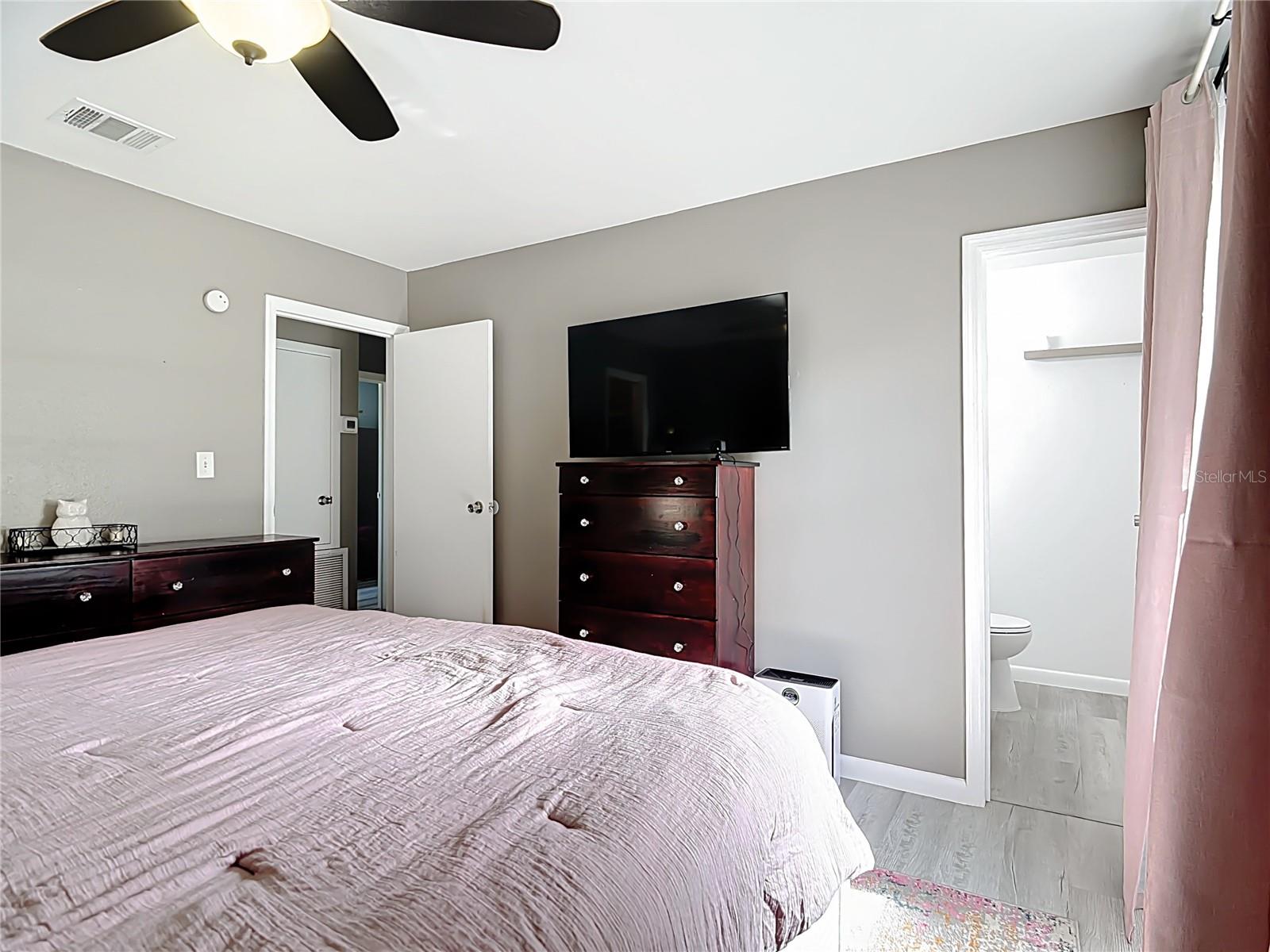 Image 29 of 48 For 2910 Jim Johnson Road