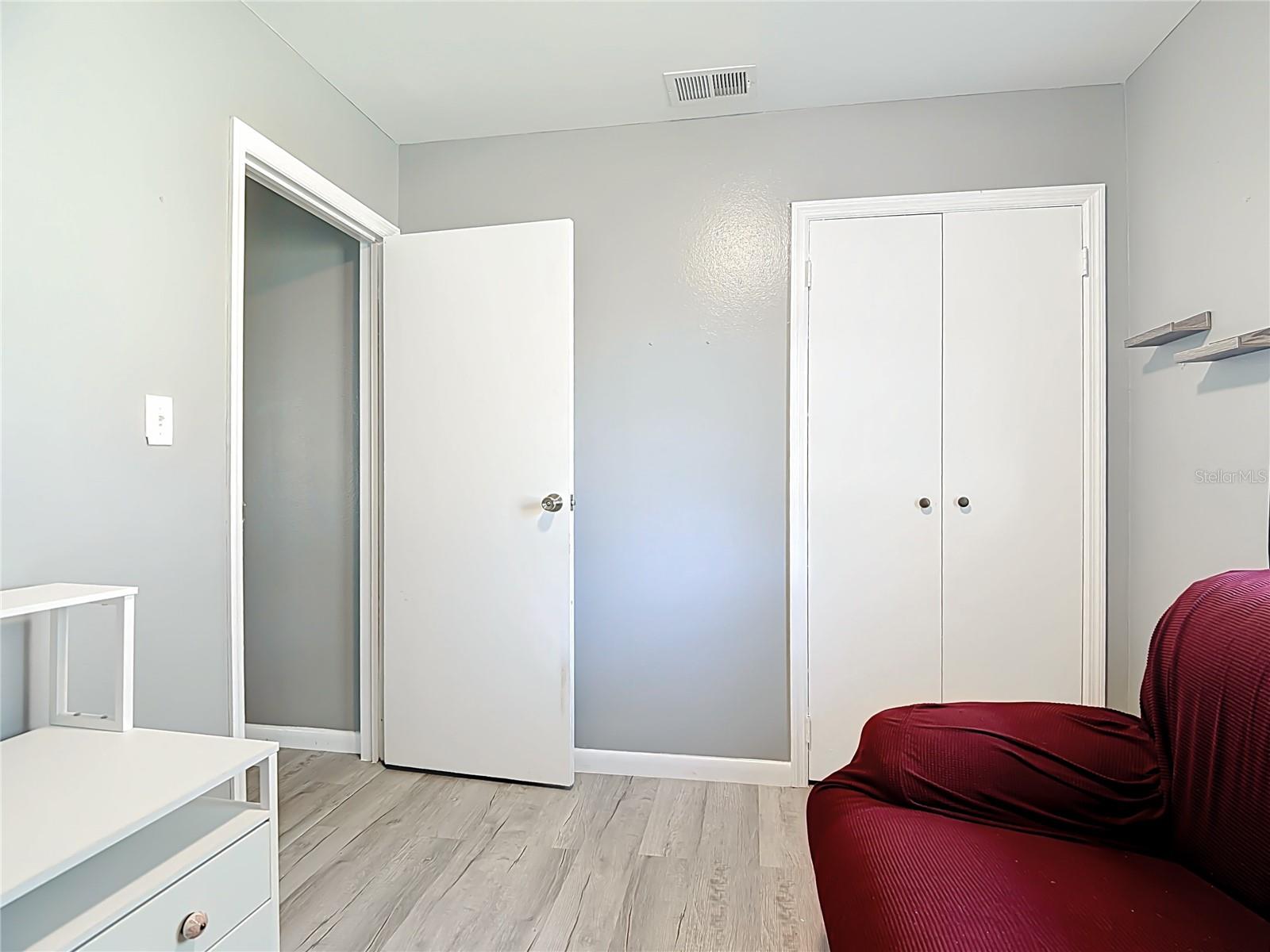 Image 32 of 48 For 2910 Jim Johnson Road