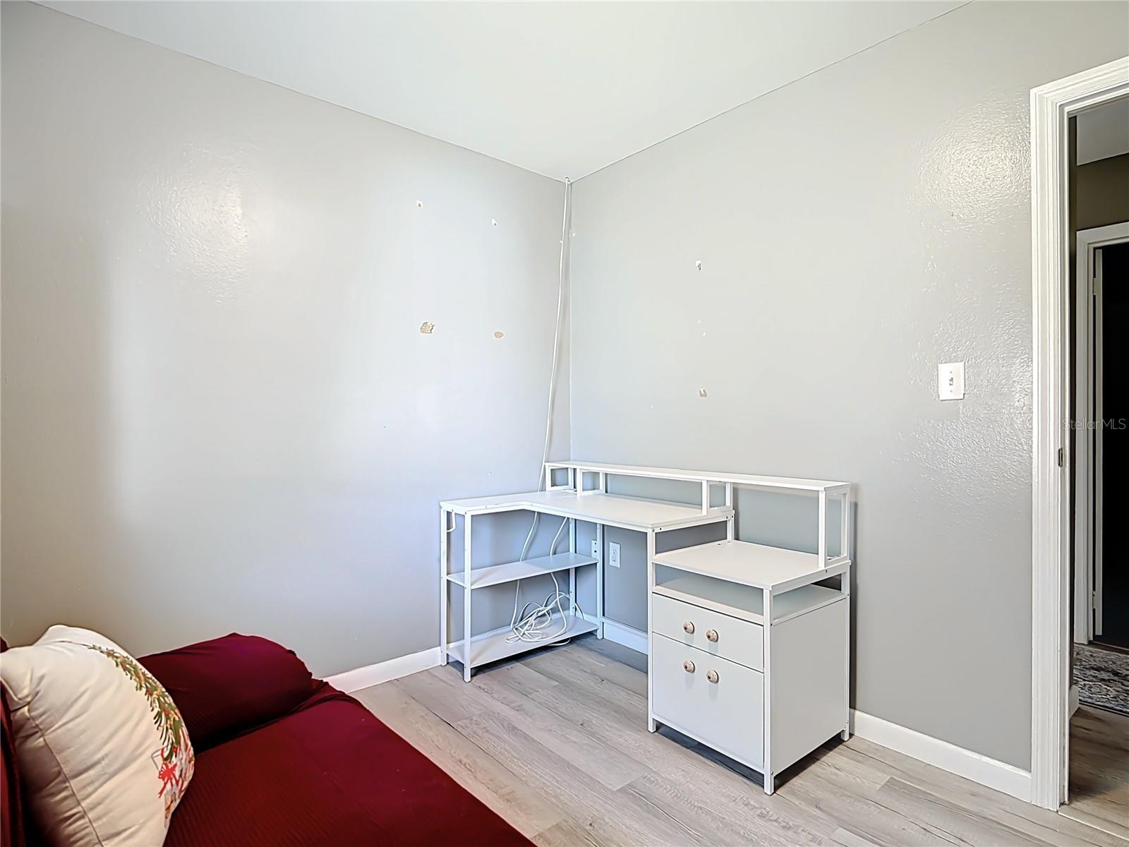 Image 33 of 48 For 2910 Jim Johnson Road