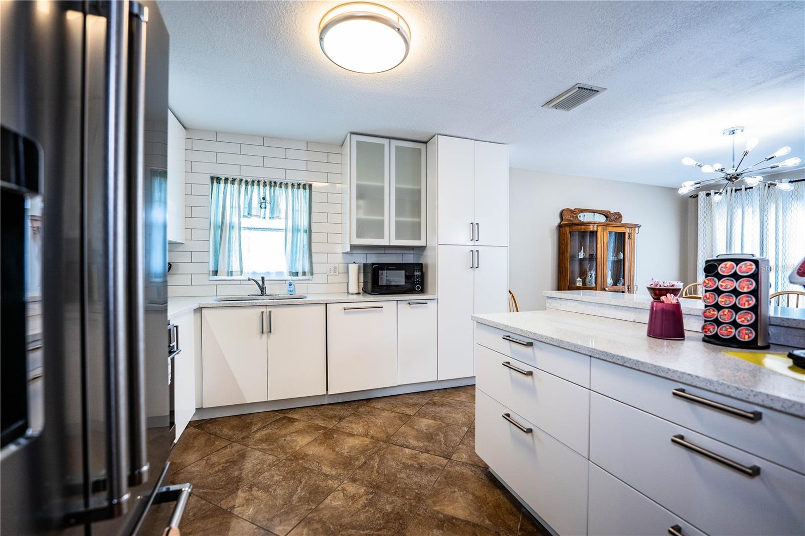 Image 20 of 44 For 501 Cameo Drive