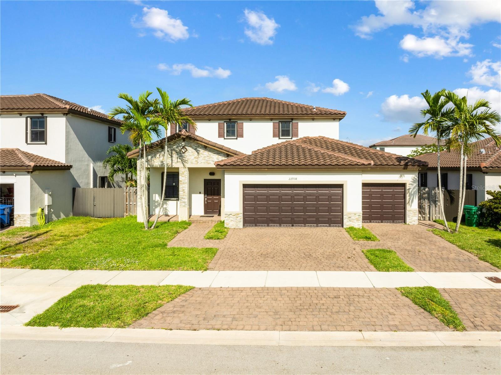 Image 10 of 51 For 22938 128th Place