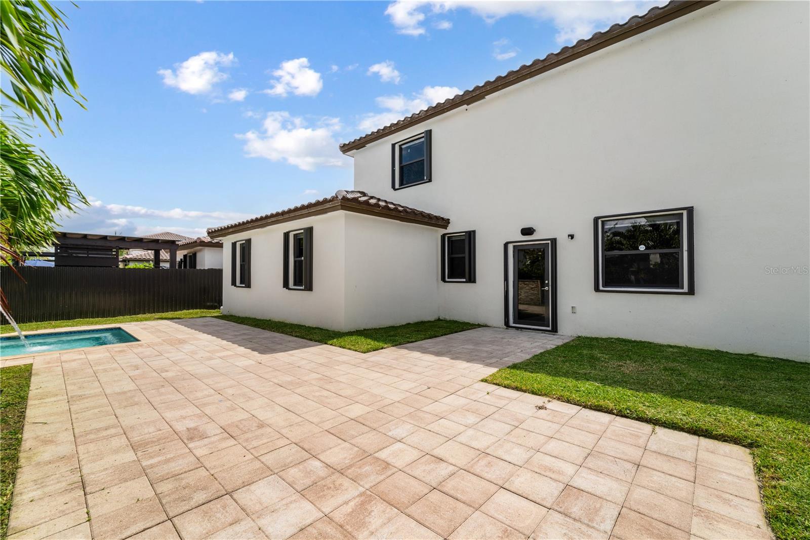 Image 12 of 51 For 22938 128th Place