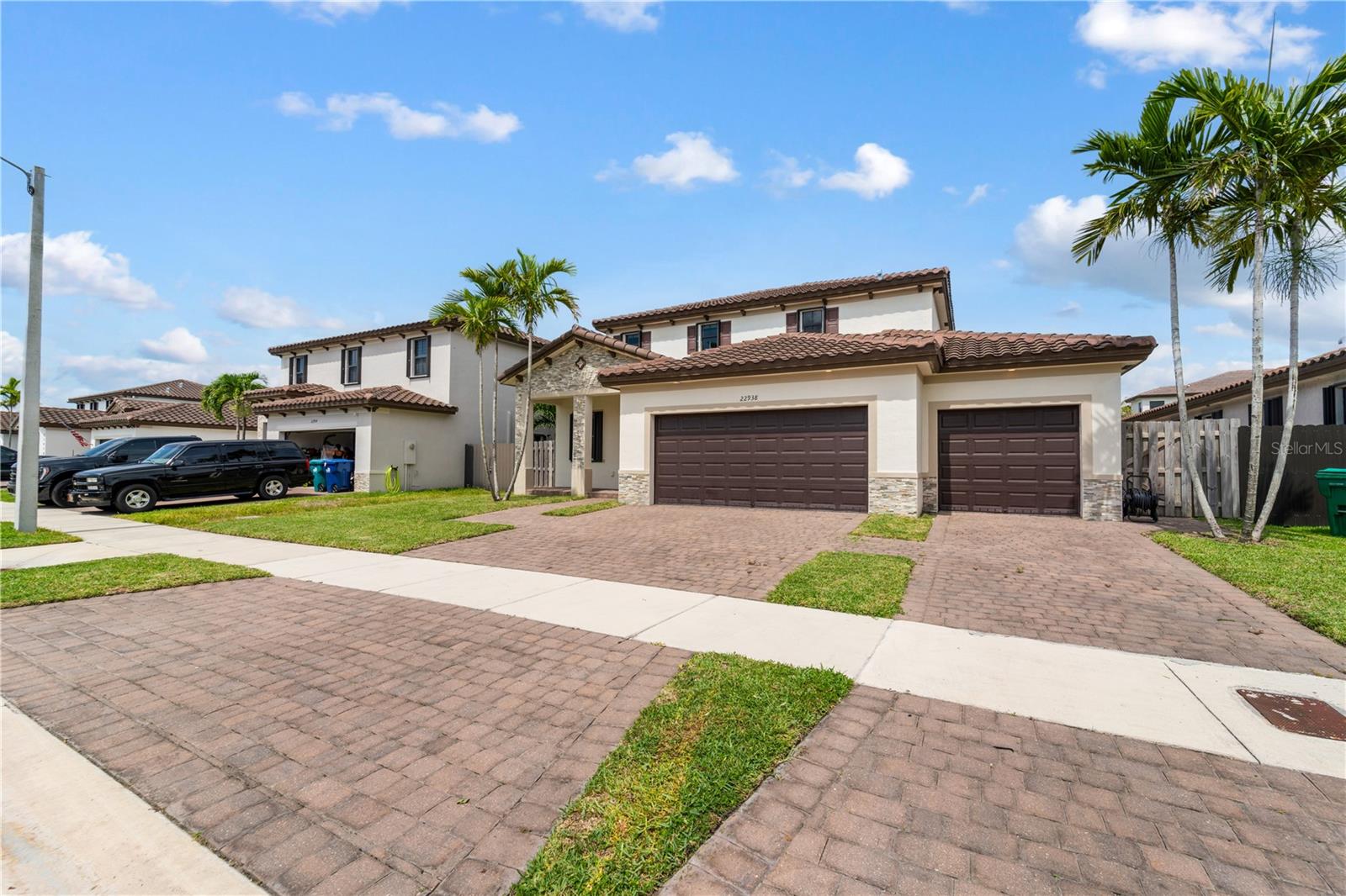 Image 15 of 51 For 22938 128th Place