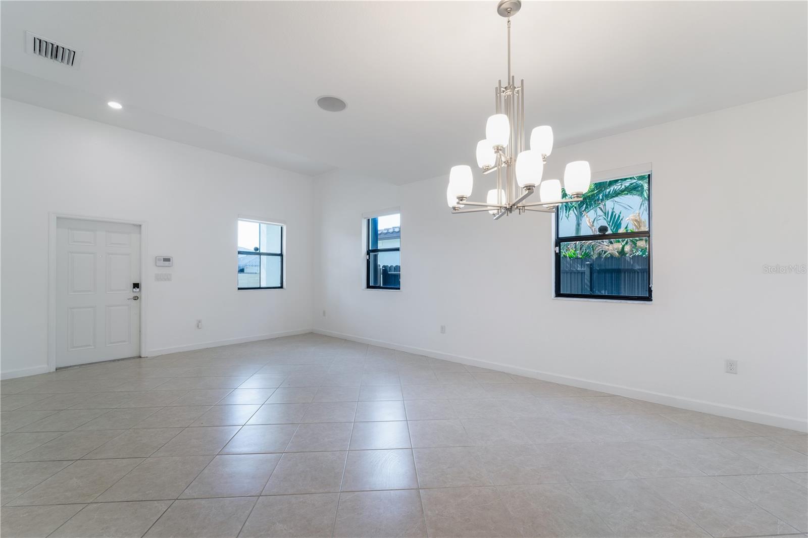 Image 30 of 51 For 22938 128th Place