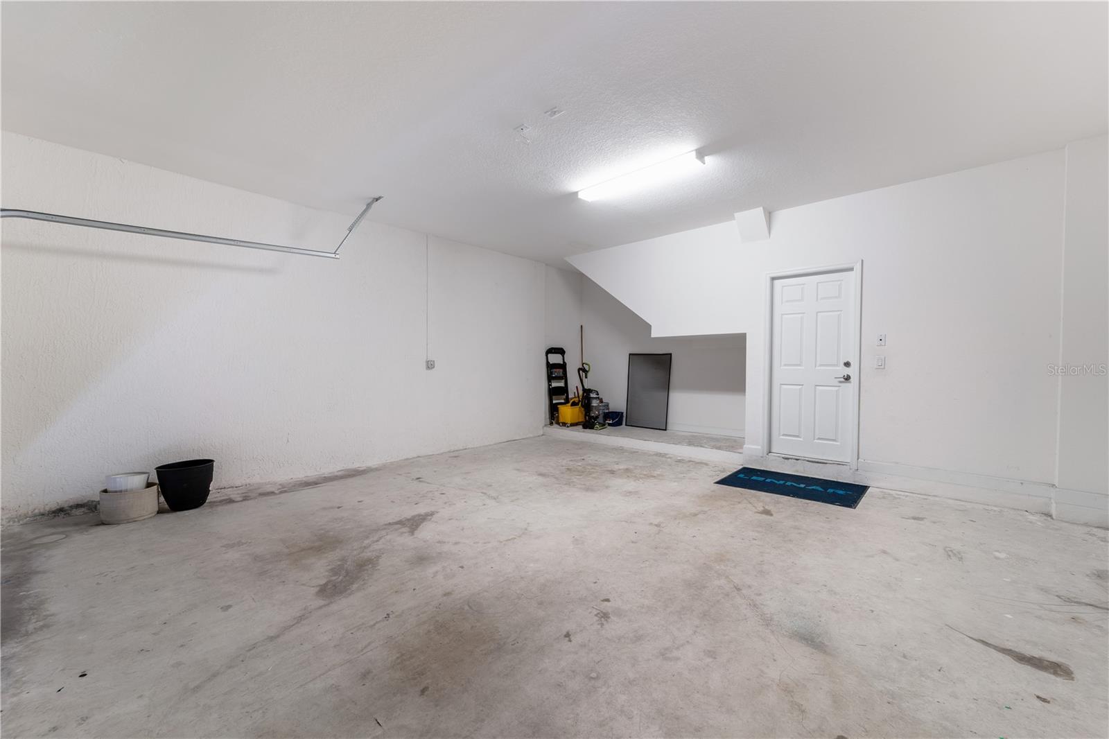 Image 32 of 51 For 22938 128th Place