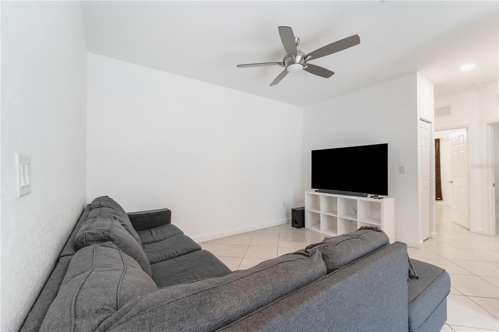 Image 41 of 51 For 22938 128th Place