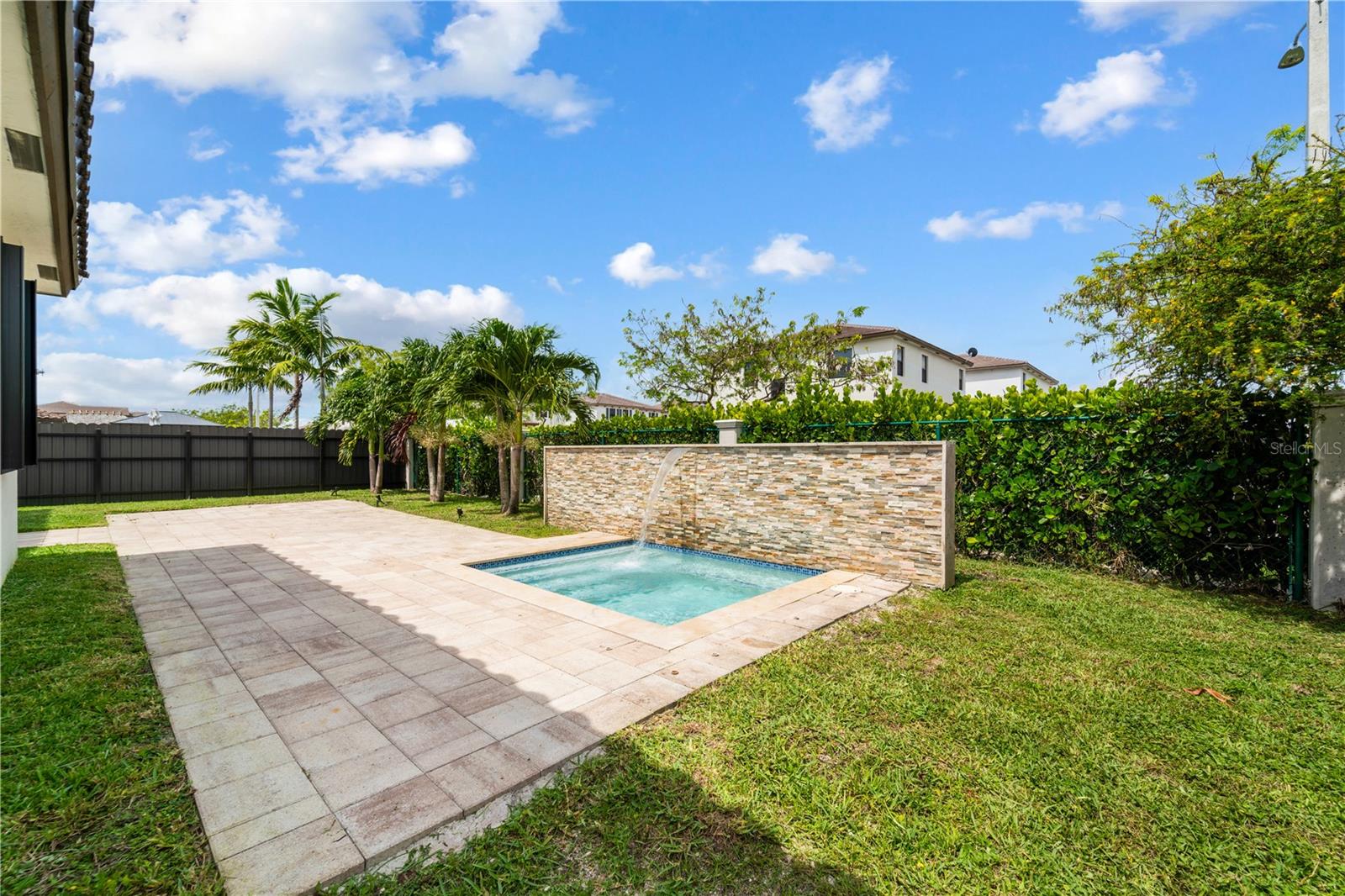 Image 5 of 51 For 22938 128th Place