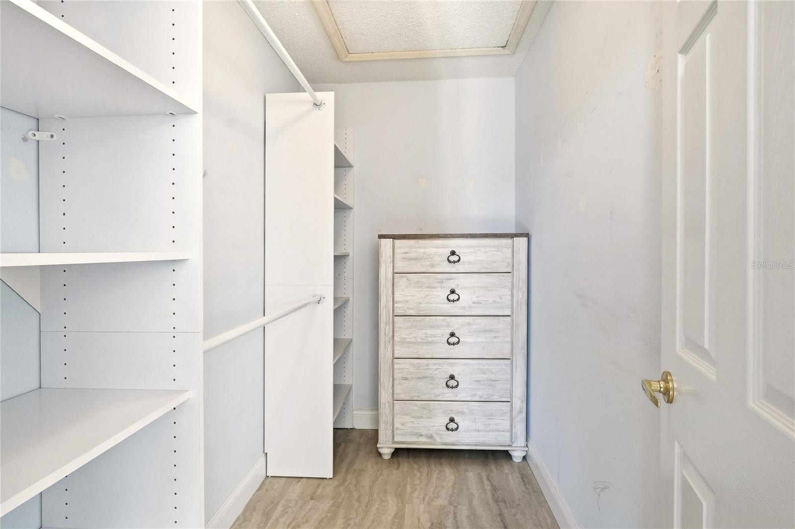 Image 24 of 48 For 412 Emerald Cove Loop