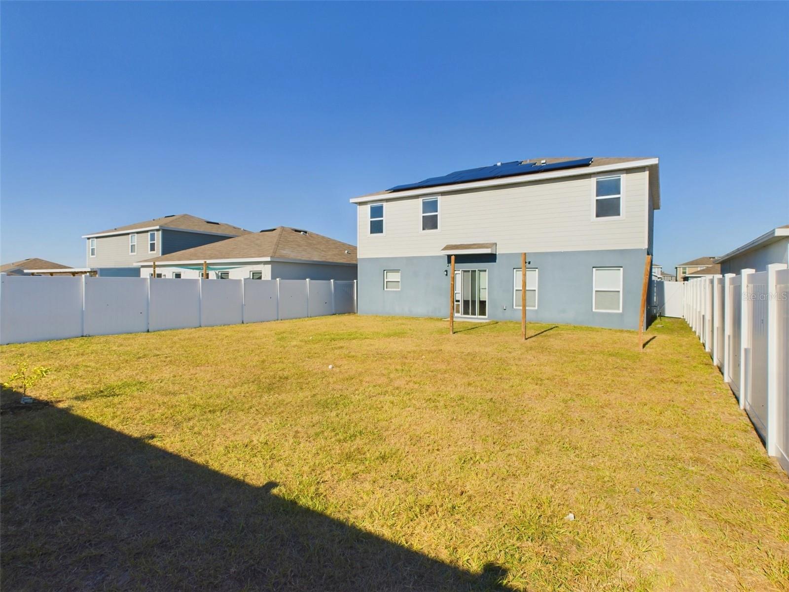 Image 32 of 37 For 1424 Feather Lane