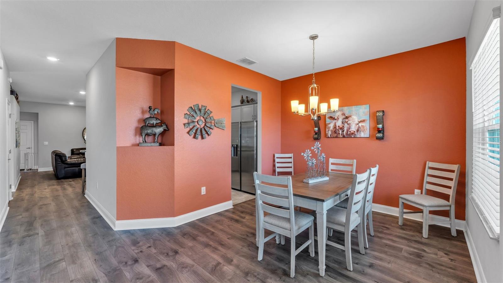 Image 4 of 24 For 5809 Christiansen Court