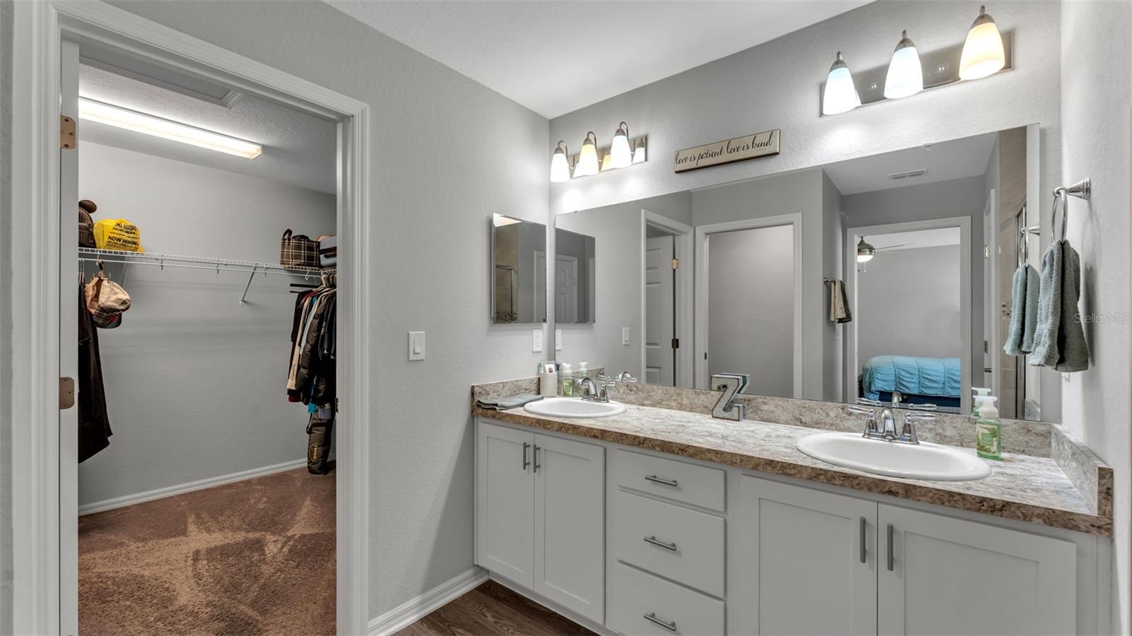 Image 18 of 37 For 1034 Corso Drive