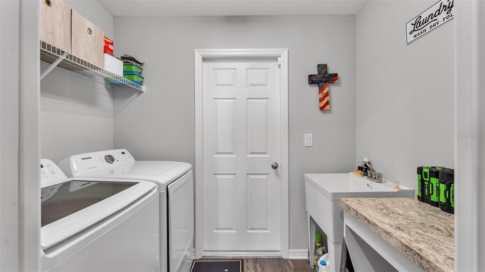 Image 27 of 37 For 1034 Corso Drive