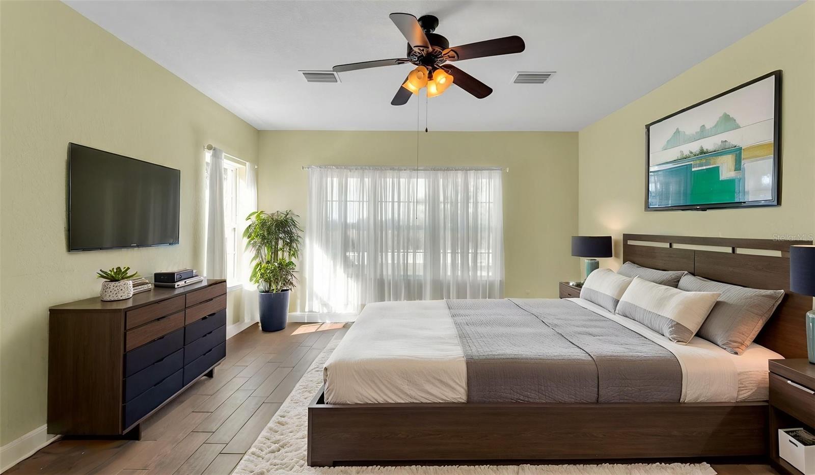 Image 3 of 24 For 273 Hidden View Drive