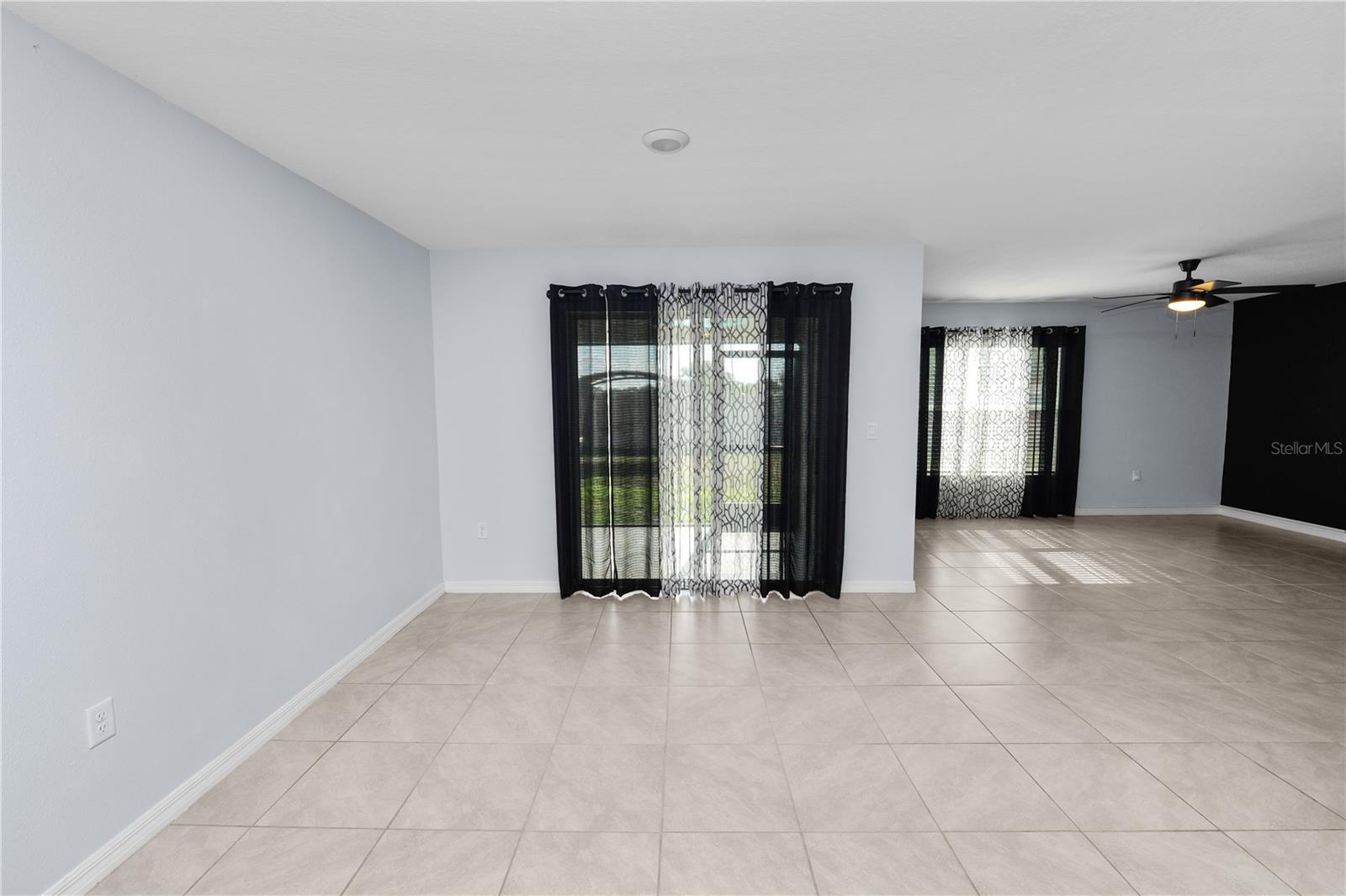 Image 11 of 55 For 3707 Capri Coast Drive