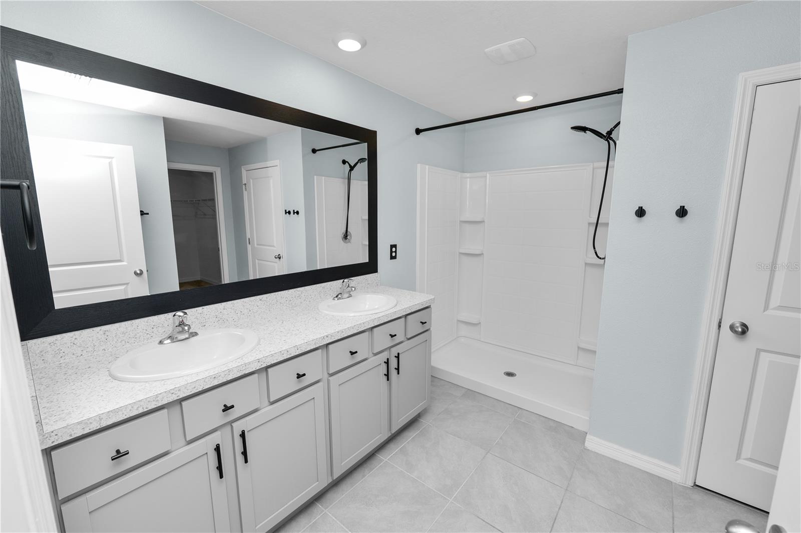 Image 23 of 55 For 3707 Capri Coast Drive