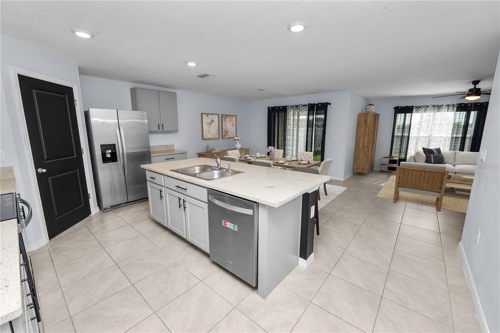 Image 4 of 55 For 3707 Capri Coast Drive