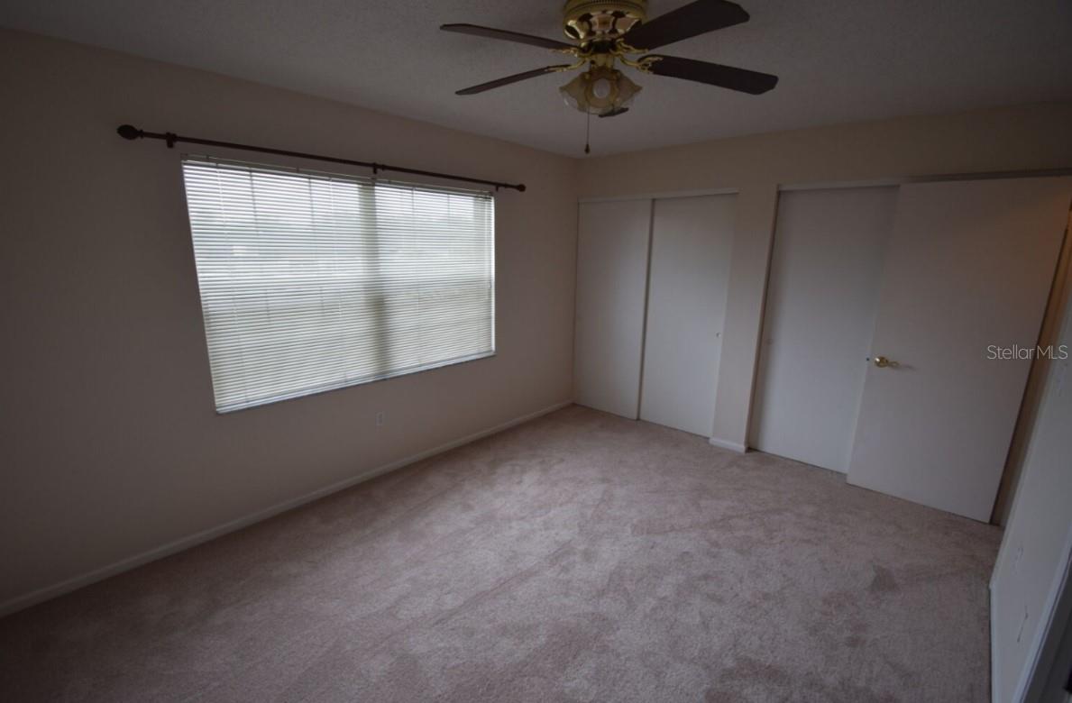 Image 19 of 20 For 1920 Edgewood Drive N4