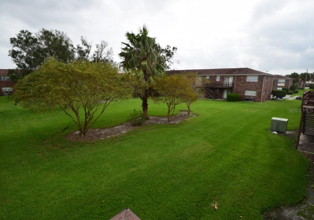 Image 8 of 20 For 1920 Edgewood Drive N4