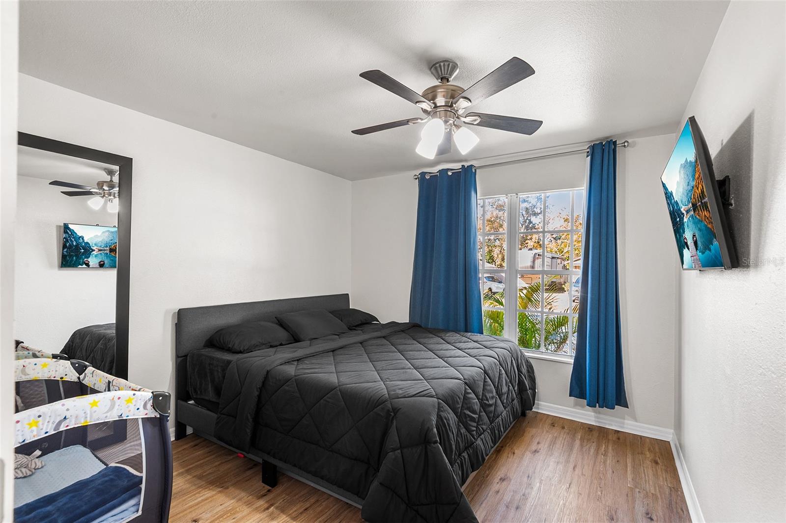 Image 21 of 43 For 515 Walnut Street