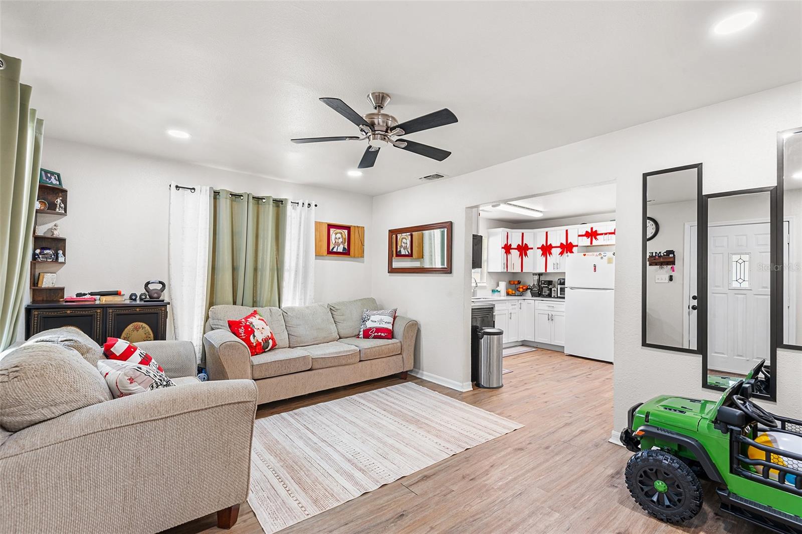 Image 8 of 43 For 515 Walnut Street