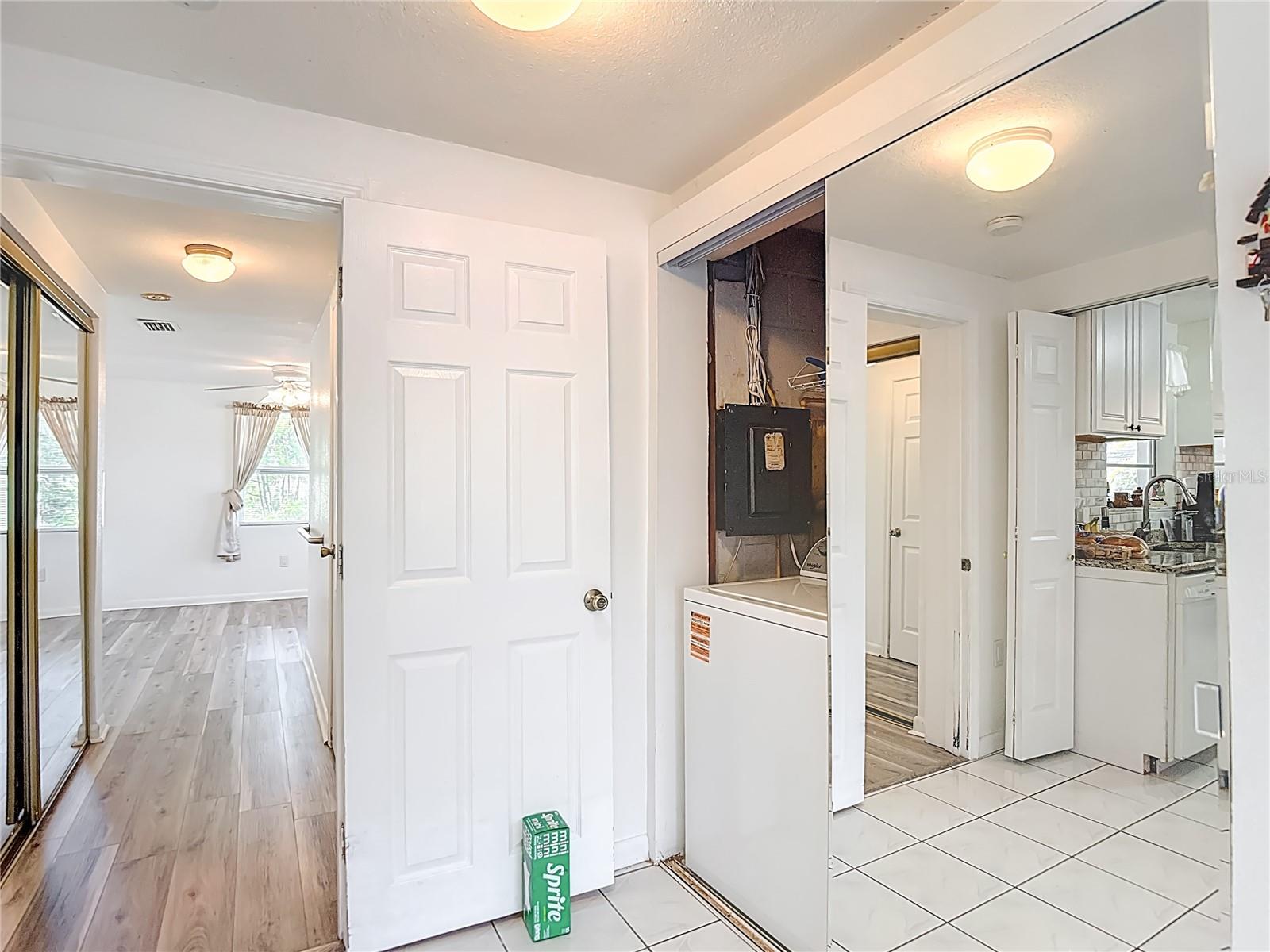 Image 47 of 61 For 19014 Sunlake Boulevard