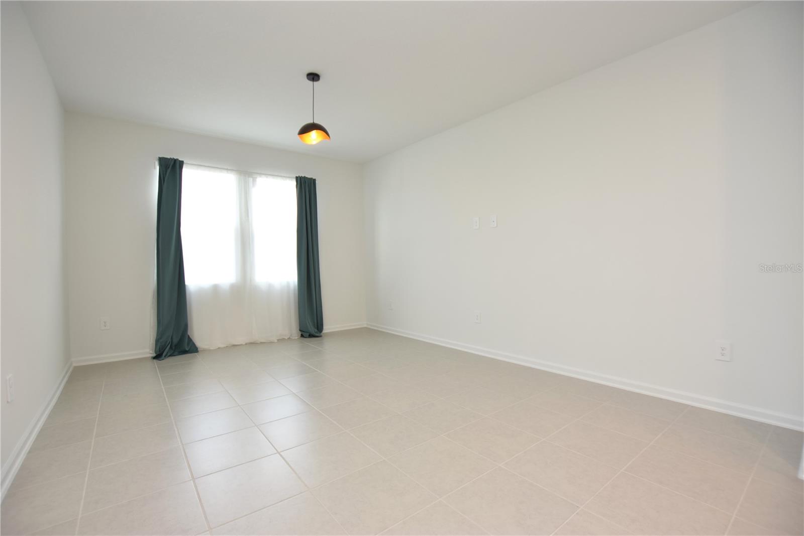 Image 16 of 39 For 349 Sol Vista Drive