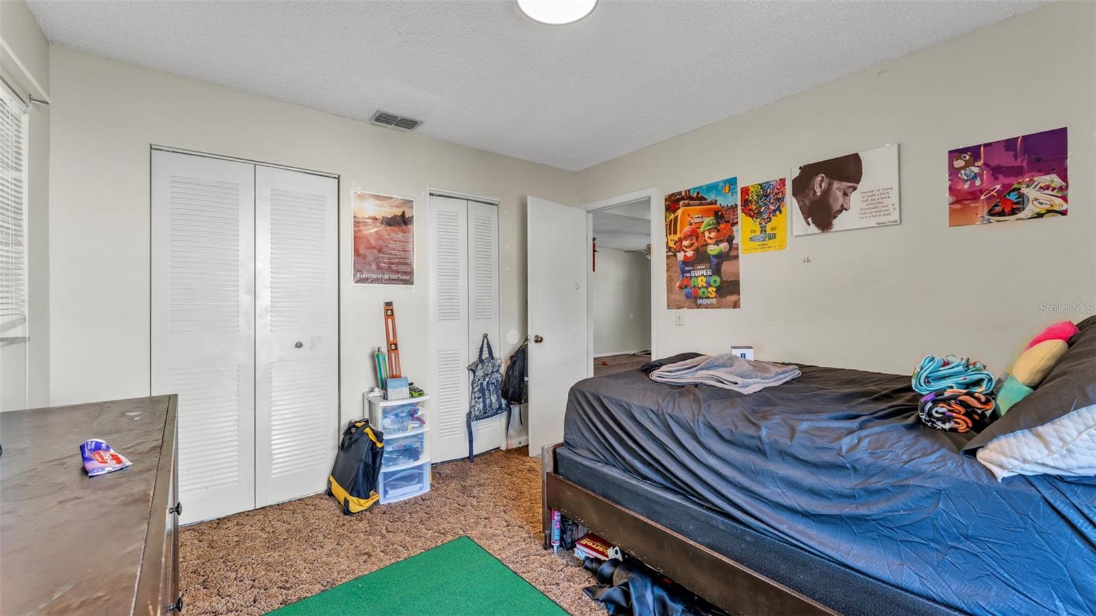 Image 12 of 38 For 880 Charmil Avenue