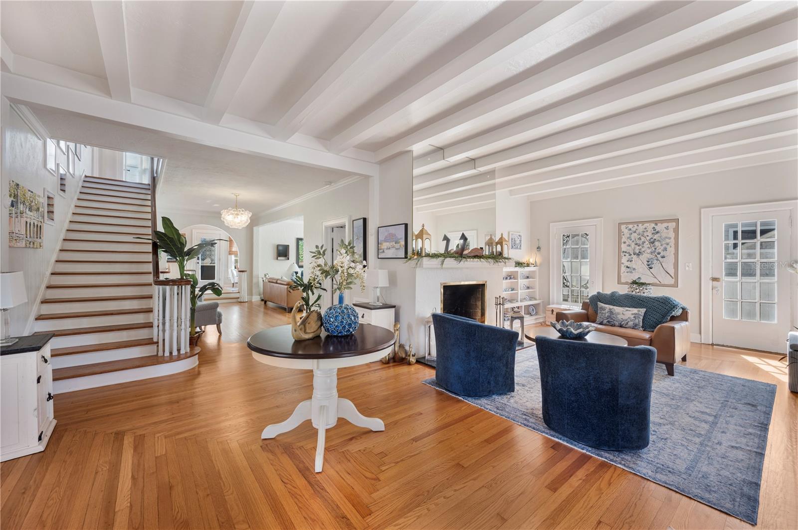 Image 10 of 95 For 2214 Coventry Avenue