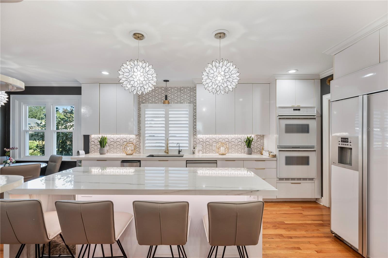 Image 33 of 95 For 2214 Coventry Avenue