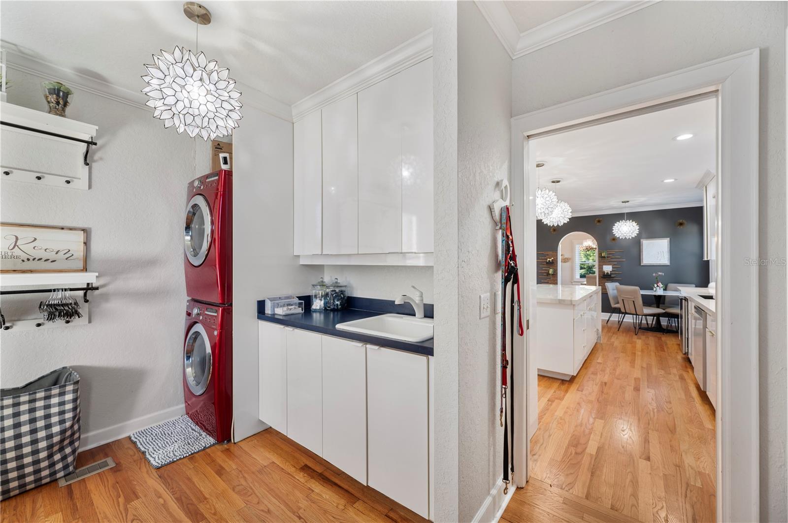 Image 40 of 95 For 2214 Coventry Avenue