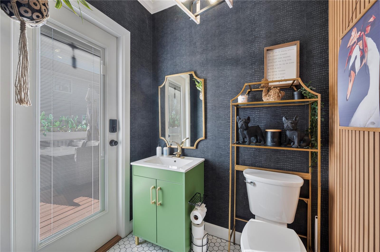 Image 50 of 95 For 2214 Coventry Avenue