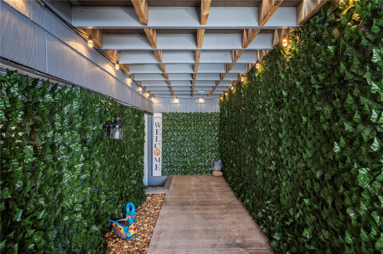 Image 64 of 95 For 2214 Coventry Avenue