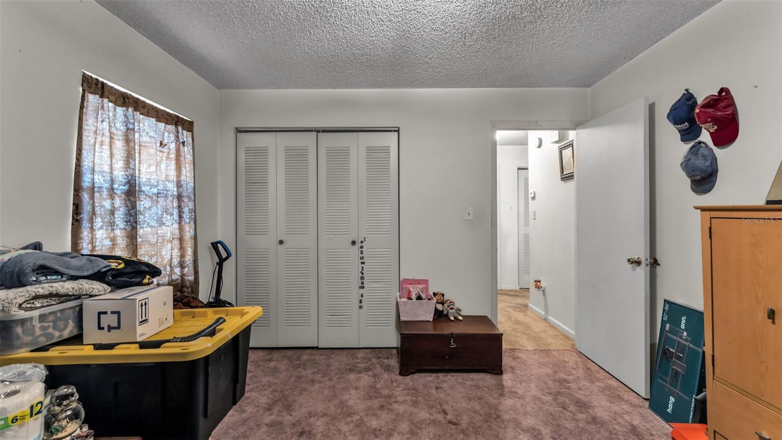 Image 11 of 44 For 950 Charmil Avenue S